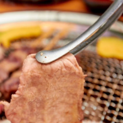 2 Pinces Barbecue a Bout Rond | TongsforBBQ™ prise de viande cuite sur le grill
