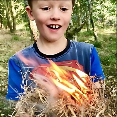 Allume Feu Ignite Fire Cooking kit de forage primitif et enflamme