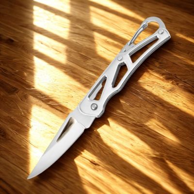 Porte CLE Utilitaire de Poche SharpCook deplie pour un usage en cuisine